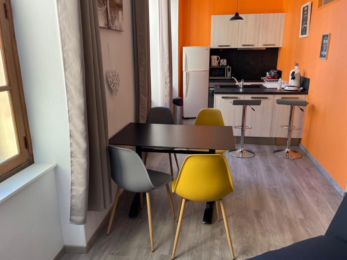 Millau Superbe Studio 35M2 Centre Ville Calme Et Ajoure Exterior photo